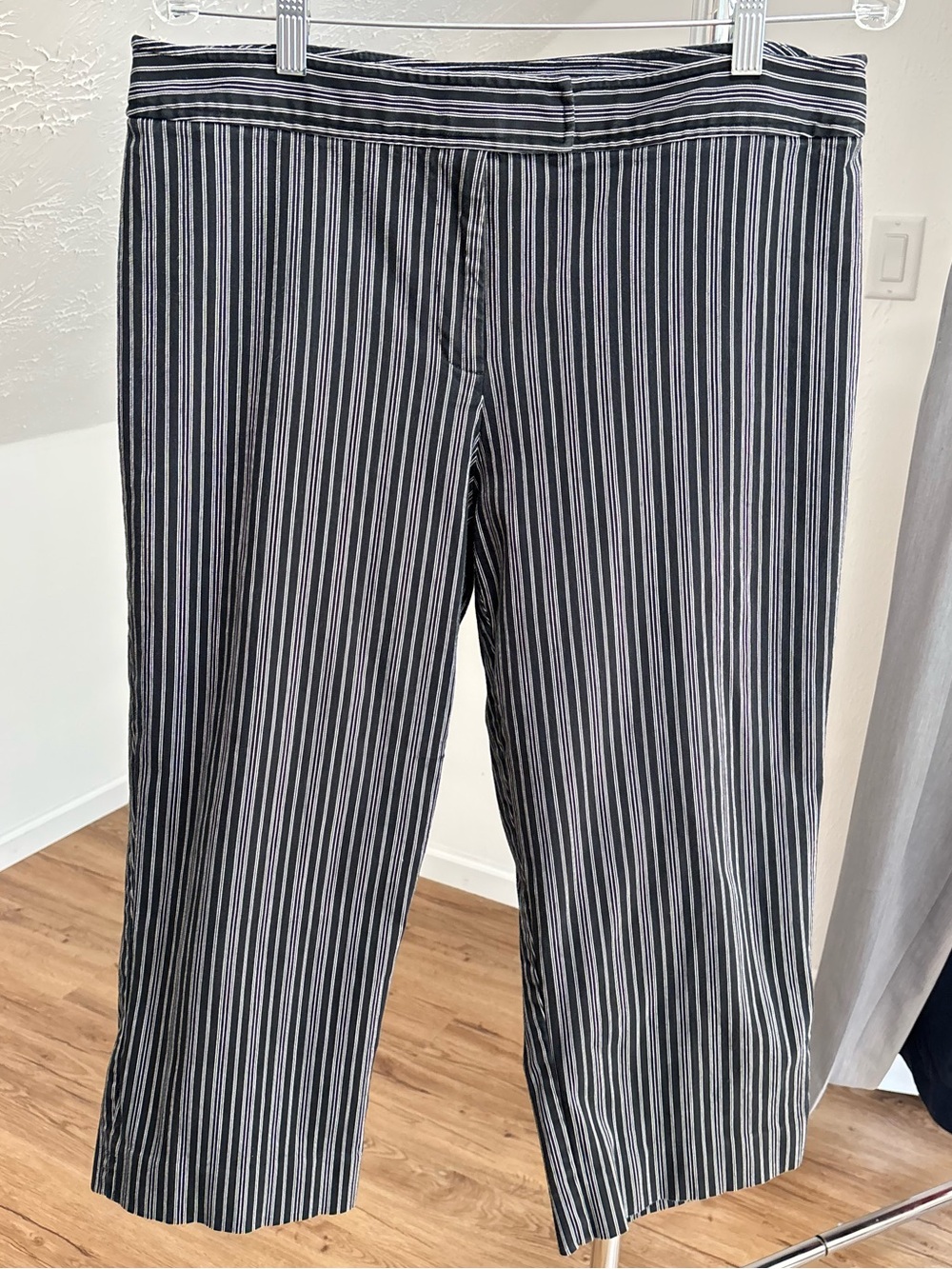 Pinstripe wide leg ankle pants, Liz Claiborne size 16